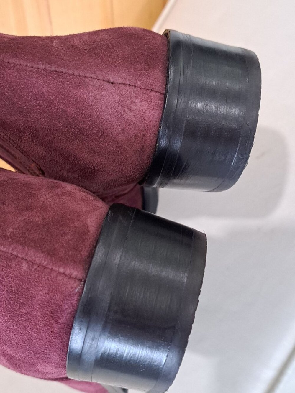 Vince Camuto Vacilla Womens Cranberry Suede Knee-High Boots Buttons Riding 9 - Picture 11 of 12